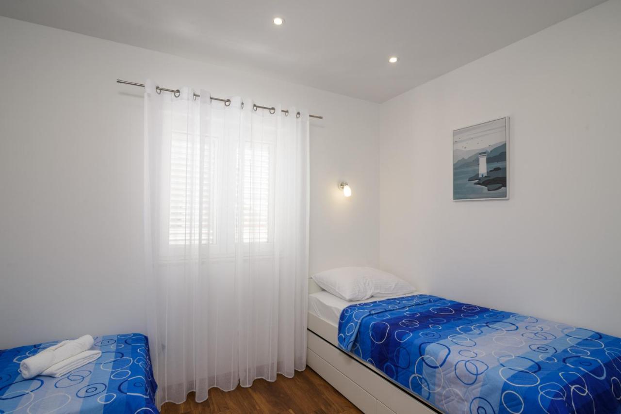 Apartment Silver Star Kaštela Exteriör bild
